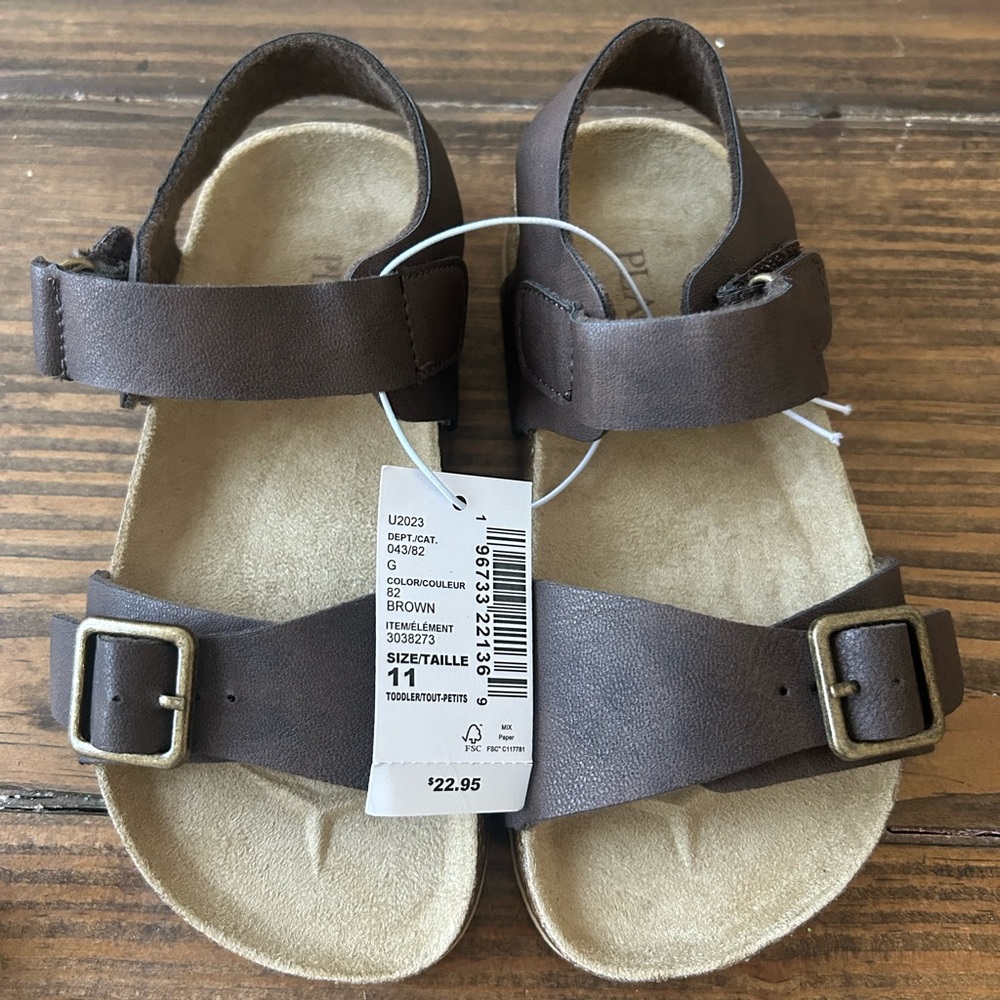 Children’s place sandals size 11